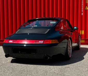 Porsche 911 (993) Carrera 2 - 4