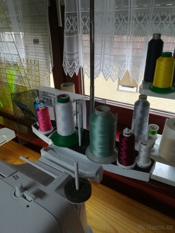 Vyšívací stroj Bernina 700 včetně vyšívacího modulu - 4