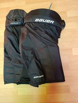 Bauer Nexus senior 7000 - 4