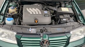 Volkswagen Bora 2.0 benzín - 4
