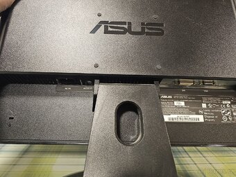 Monitor asus - 4