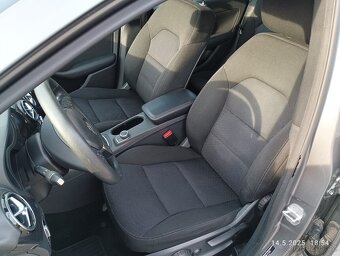 Mercedes Benz B 180 model 2012 - 4