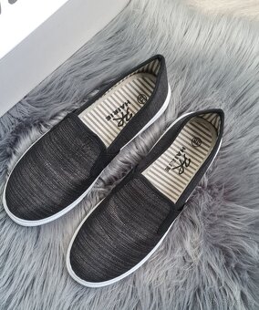 Nové slip on boty - 4