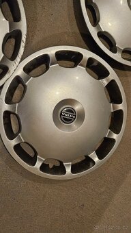 Originální poklice Volvo 16" - 4
