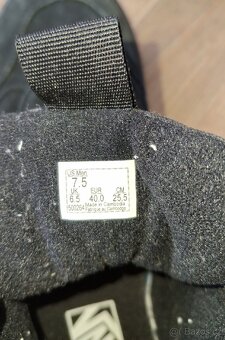 VANS - 4