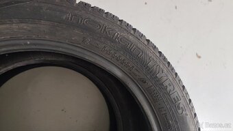 2ks Zimní 235/50/19 Nokian WR SUV4, DOT 0222, vzorek 8.5mm. - 4