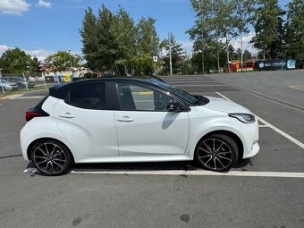 Toyota Yaris 1,5 HEV GR SPORT - 4