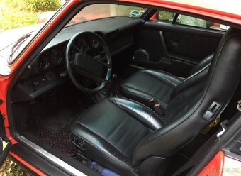Porsche 911 Carrera Coupé z roku 1985 - 4