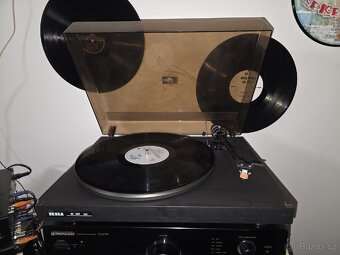 Gramofon tesla NC 500 HIFI - 4