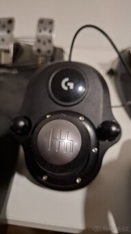 Herní volant Logitech DF G29 + kovové pedály + řadící páka. - 4