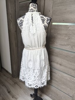 Bílé krajkové šaty zn. VILA vel. 42/44 - 4