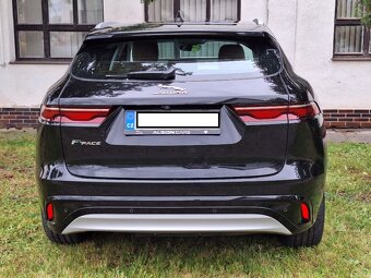 JAGUAR F-PACE D200 AWD - 4