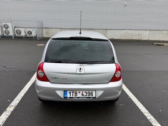 RENAULT CLIO 1,2i 43kW - rok 2008 - Klimatizace - 4