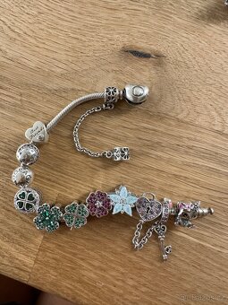 Zelený pavé čtyřlístek na Pandora náramek - 4