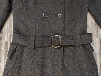 Dámský kabát - vel. M a dvě bundy - vel. 38 a 170 - 4