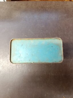 Stará plechovka od střelného prachu - 4