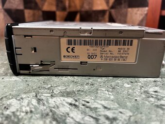 Mercedes Audio 30 - r129, w208 - 4