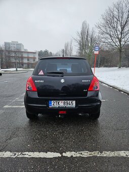 suzuki swift 1,3i 68kw, 4X4, 156tkm, nová STK, TAŽNÉ - 4