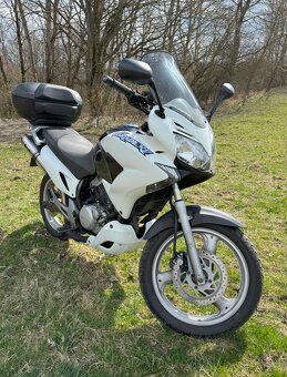 Honda 125 XL Varadero - 4