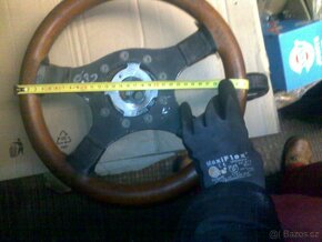 Volant včetně náby (BMW) nevím jistě - 4