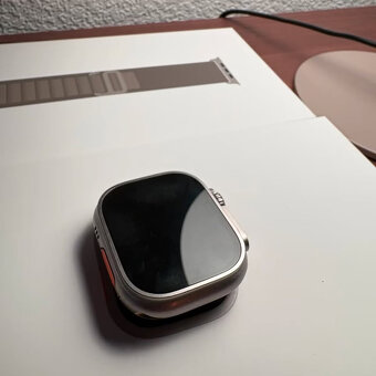 Apple Watch Ultra 2 GPS + Cellular 49mm - 4