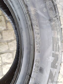 195/60/15 letni pneu PIRELLI a BRIDGESTONE 195/60 R15 - 4