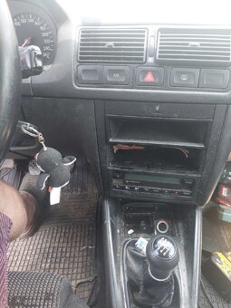 Golf 4 - 4