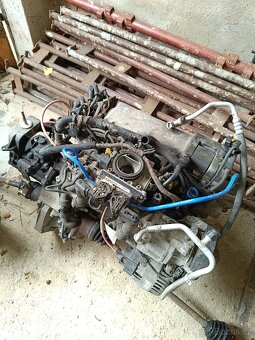Fiat Punto 1.2 8V motor + výfuk + další náhradní díly - 4