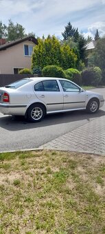 Škoda Octavia 1.6 75Kw Rok výroby 2003 - 4