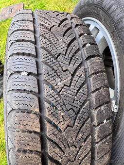Zimní sada Ford 205/55 r16 - 4