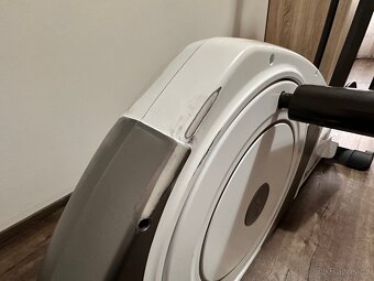 Eliptický trenažér Housefit Motio 70 - 4