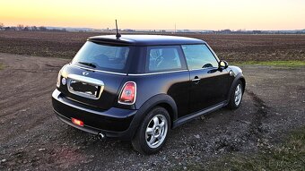 Mini Cooper 1.4i 2007 v krasnem stavu, cerstve po STK - 4