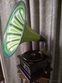 Gramofon s troubou - 4