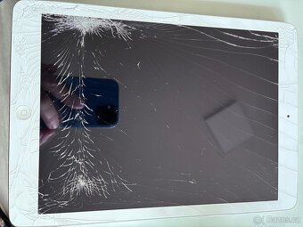 iPad A1475 Apple na opravu - 4