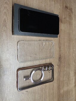 Samsung s25 12/128 - 4