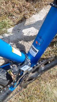 Dámské horské kolo GT Avalanche Elite Navy 27,5" Vel. M - 4