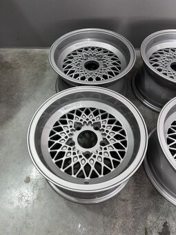 BBS mahle 5x120 po renovaci - 4