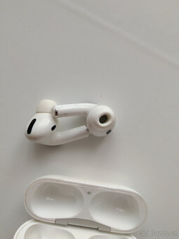 Apple AirPods Pro (1. generace). - 4