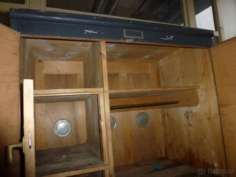 retro skříň - 4