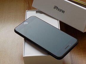 APPLE iPhone SE 2020 128GB Black - ZÁRUKA-SUPER STAV-100%Bat - 4