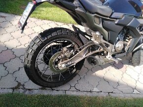 Moto 125 ccm Zontes Scrambler - 4