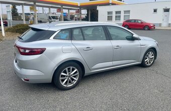 Renault Mégane Grandtour Intens Blue dCi 115 - 4