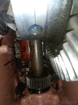 Zetor 6718 díly - 4