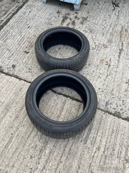 Prodám 2 pneu 205/45 R16 87W - 4