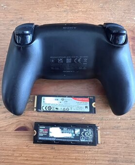 SSD Samsung 1TB a FireCuda 2TB i Dualsense Spiderman PS5 - 4