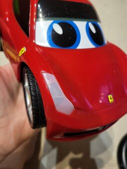 R/C auto Ferrari 458 - 4