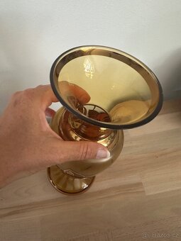 Sklenéná váza - 4