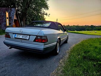 Mercedes W124 cabrio - 4