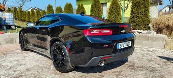 Chevrolet Camaro RS - 4