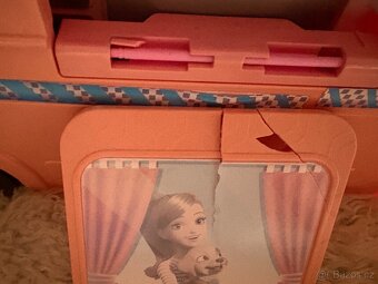 Barbie karavan - 4